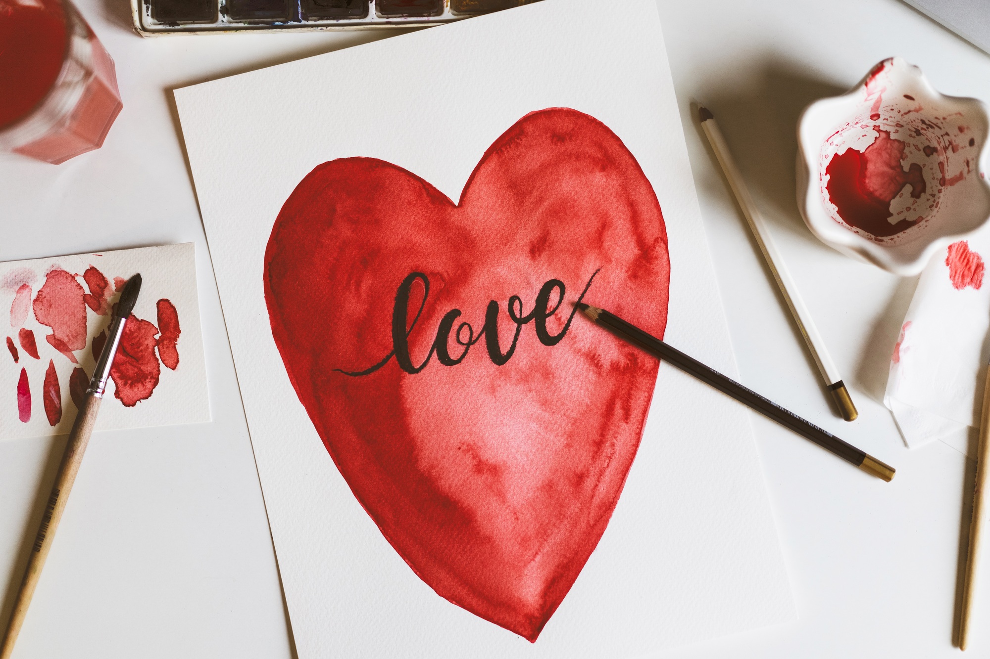Pourquoi choisir des dessins coeurs à imprimer pour vos invitations de mariage
